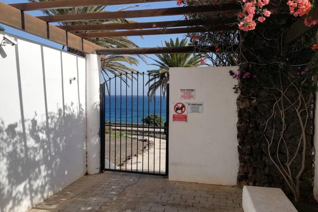 Apartamento Giovanni 09 Playa Roca Costa Teguise Bagian luar foto